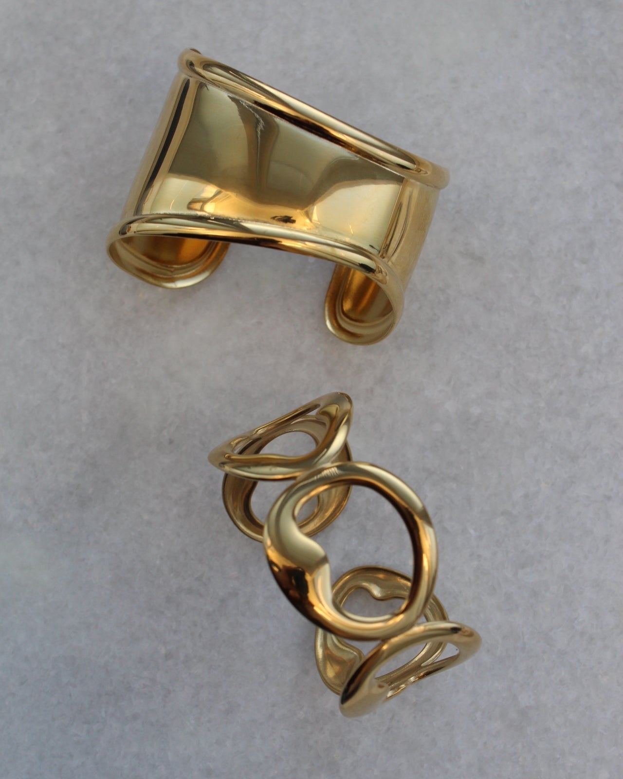 KAIA BANGLE