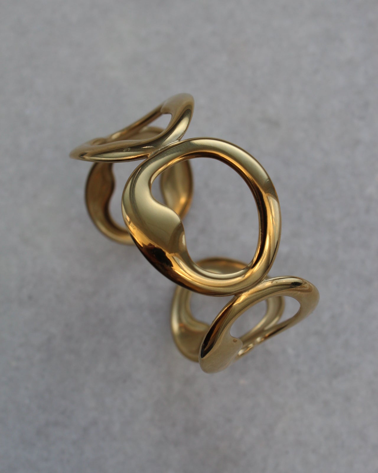 KAIA BANGLE