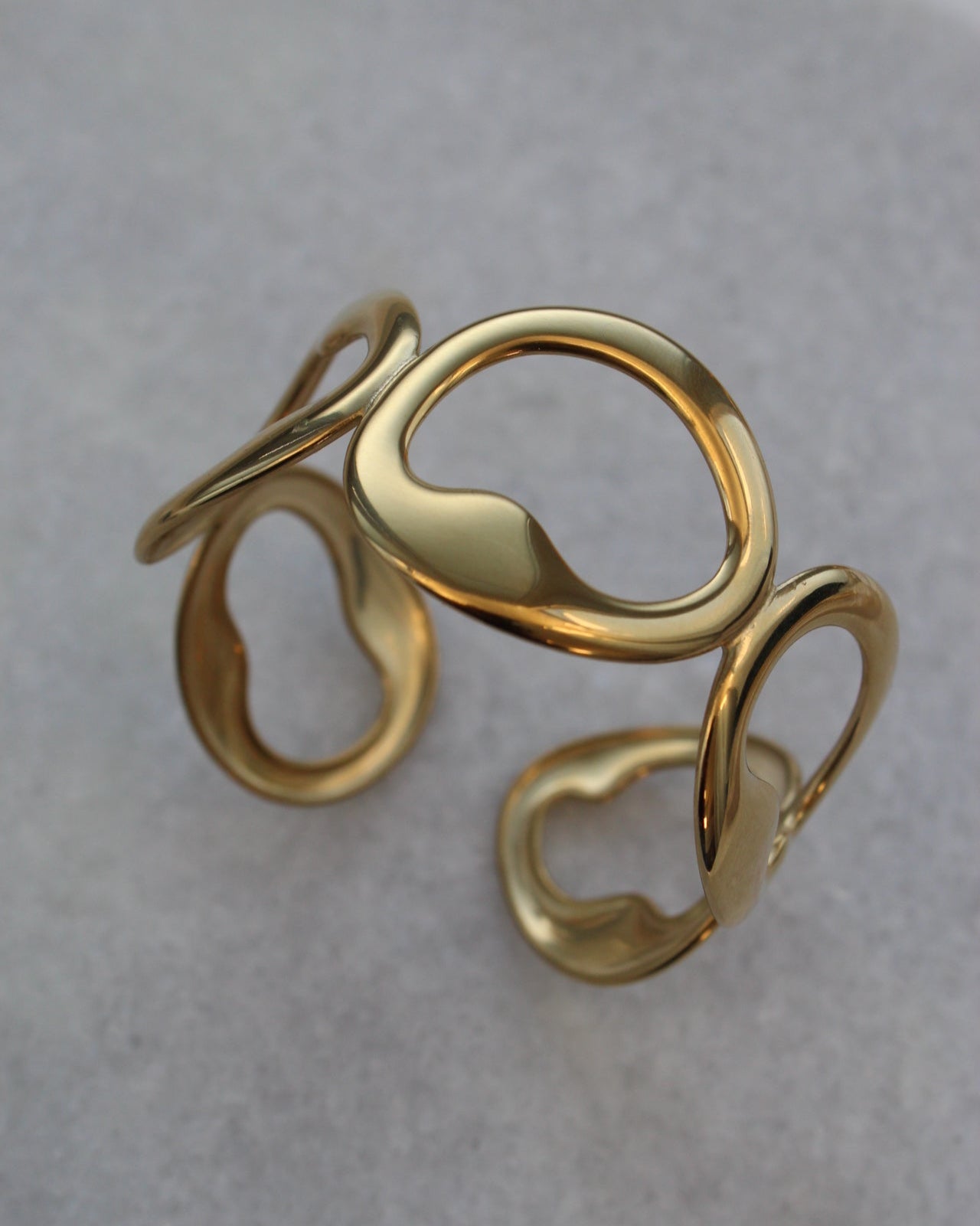 KAIA BANGLE