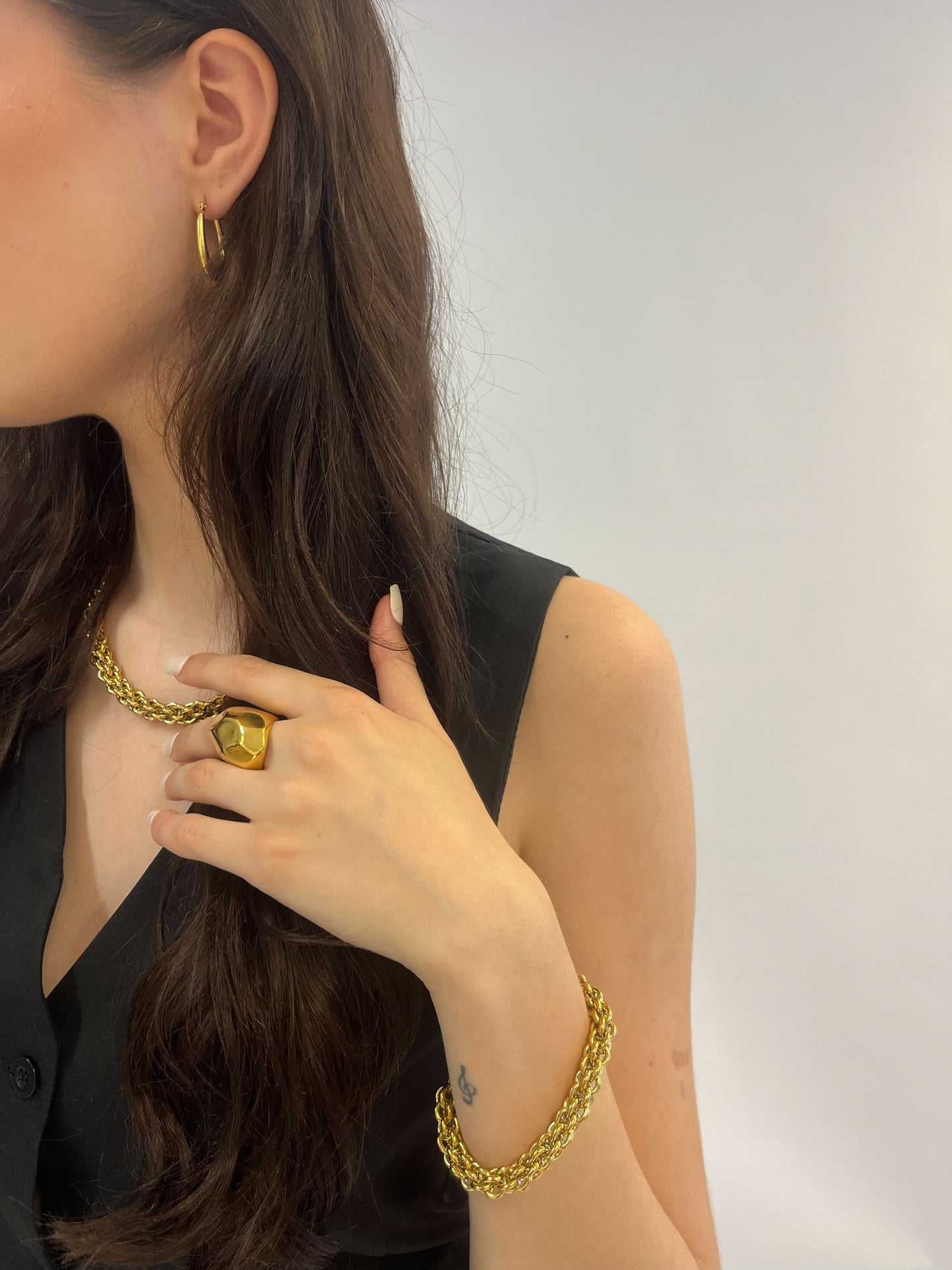KNIT BRACELET