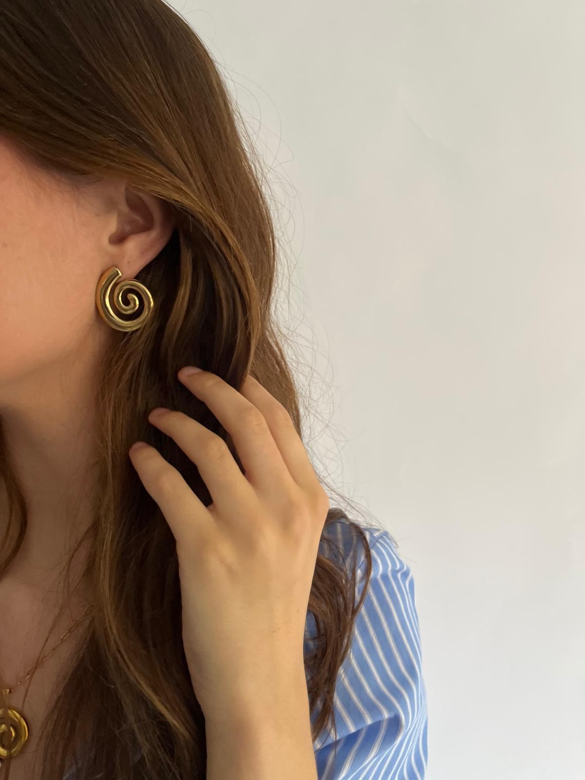 SWIRL EARRINGS