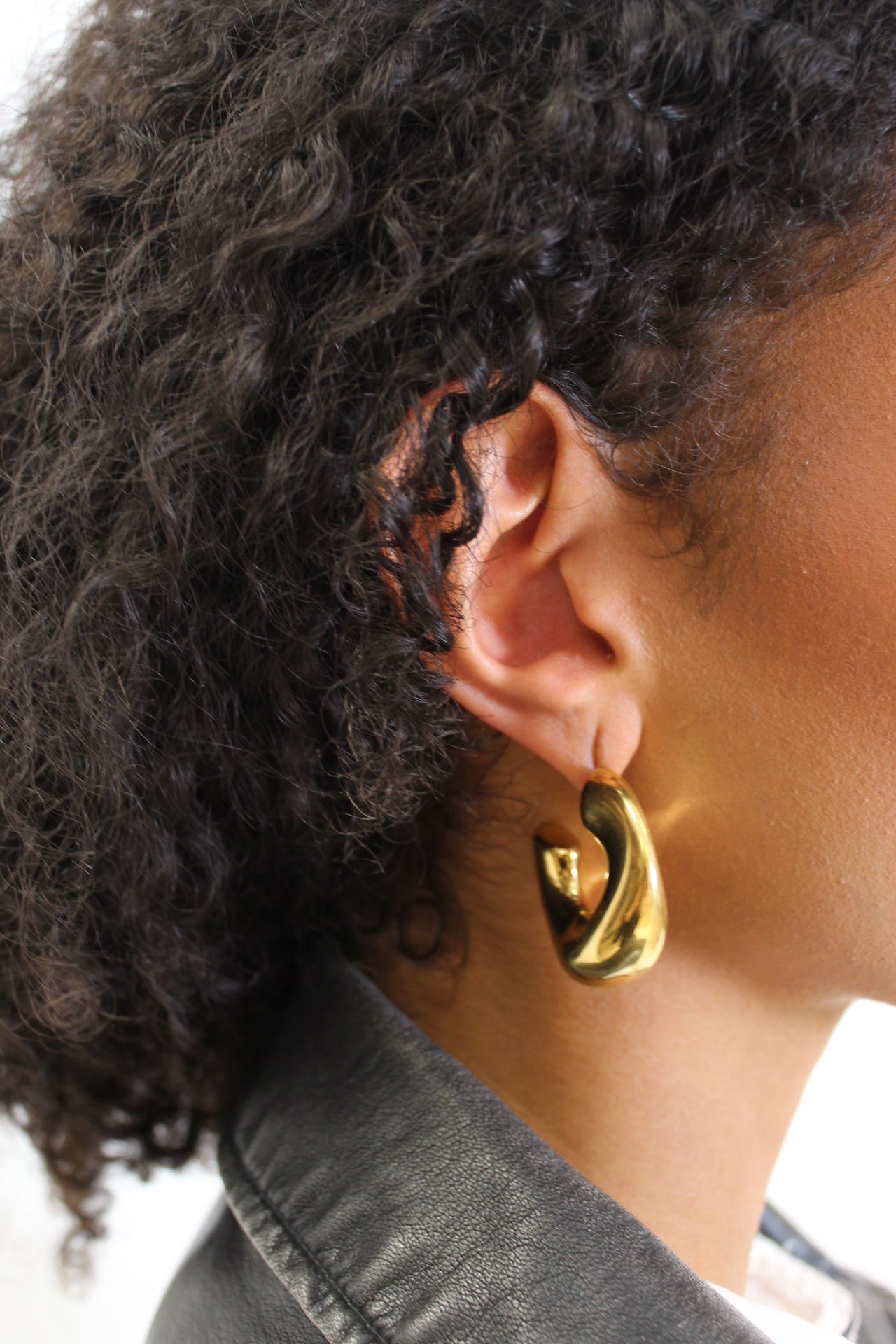 LIV EARRINGS
