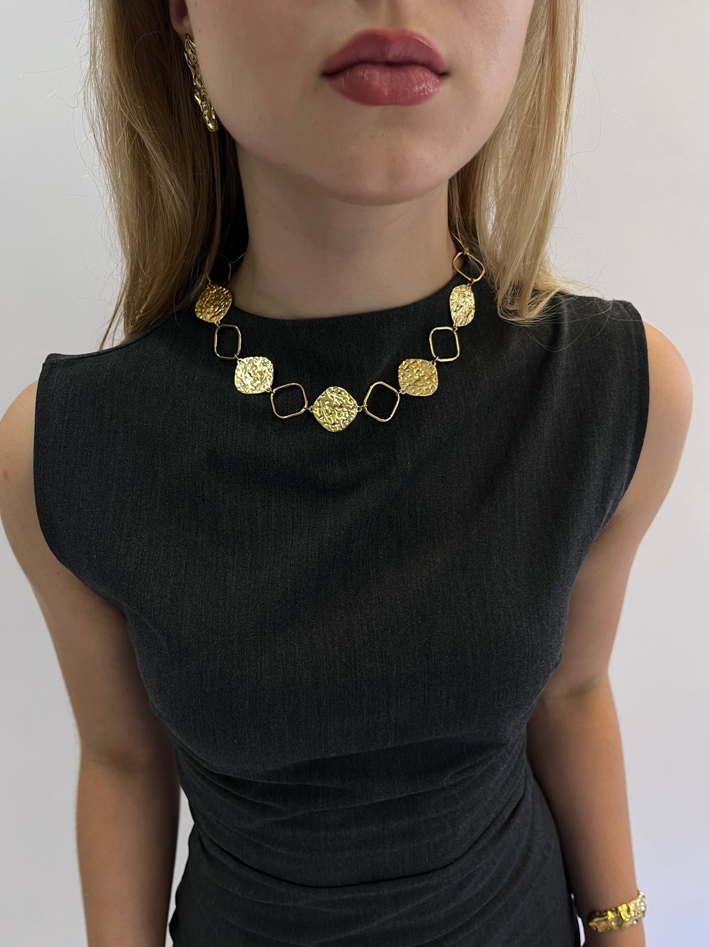 GLAMOUR NECKLACE