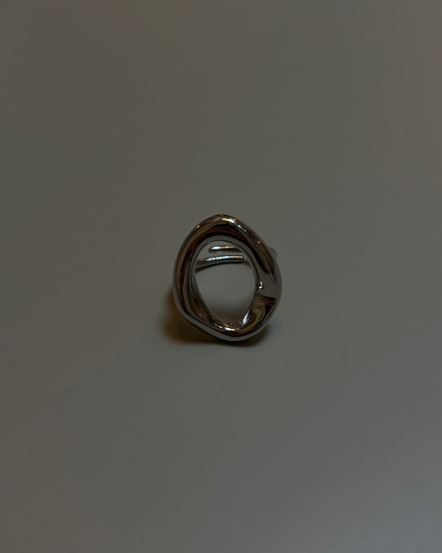 CIRCLE RING