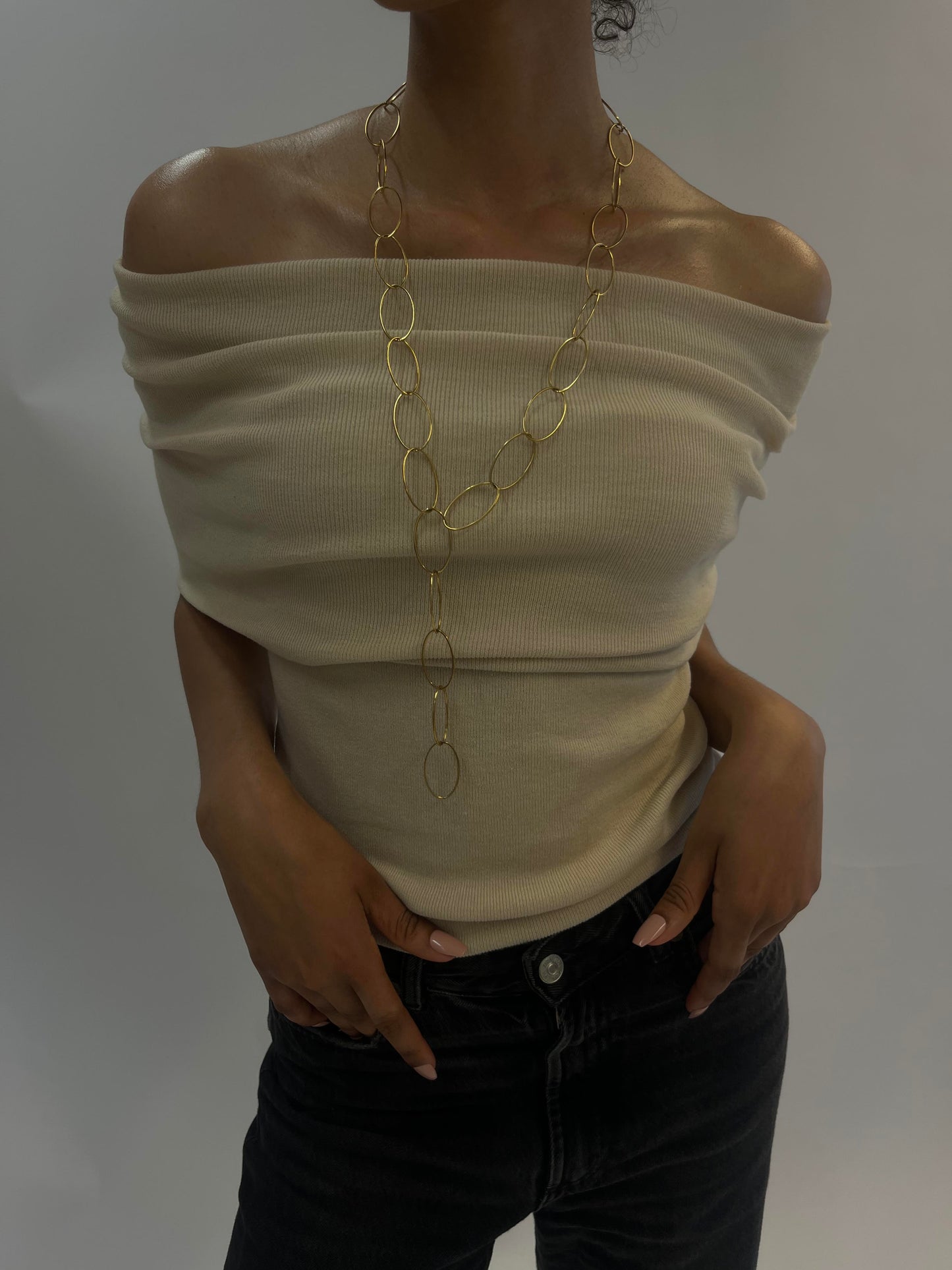 LILY NECKLACE